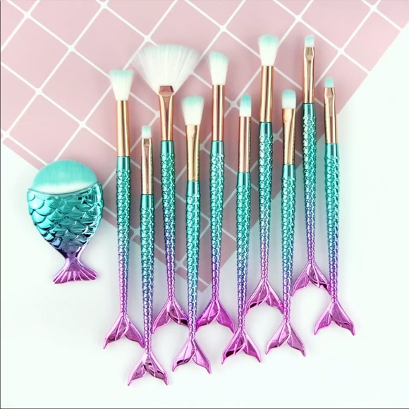 11 piece mermaid tail make up brush set - Picture 7 of 7